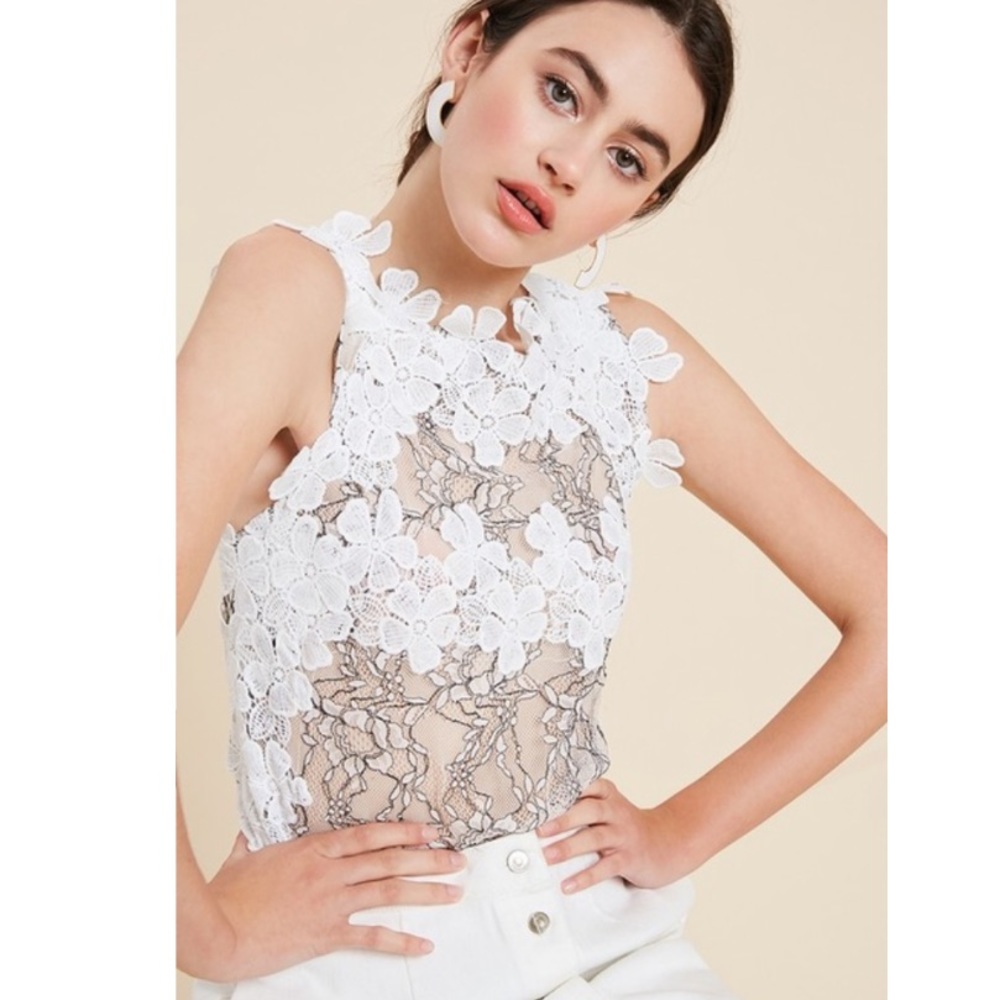 Gorgeous Sleeveless Lace and Crochet Blouse Top